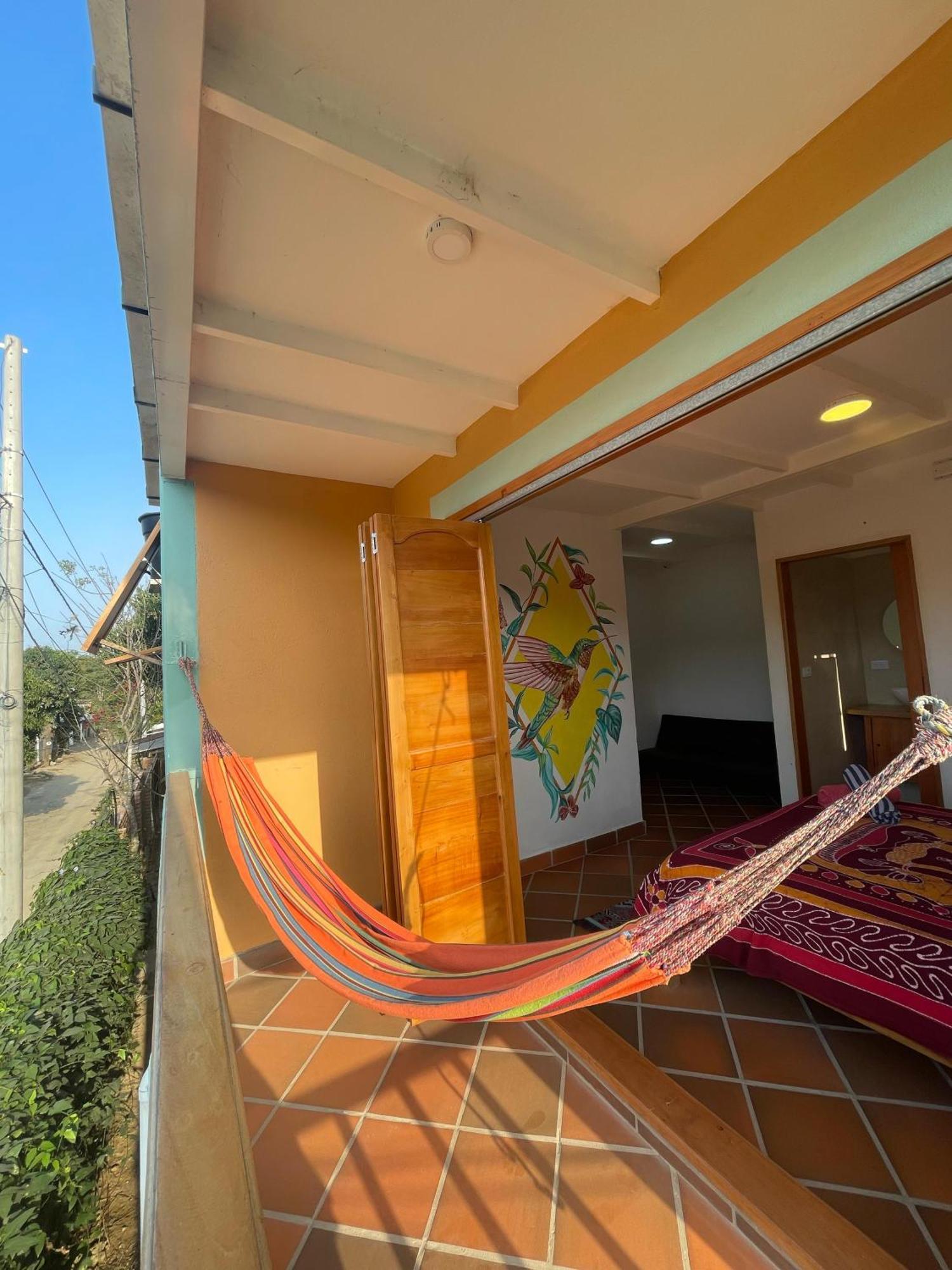 Sistarasta Hotel Palomino Buitenkant foto