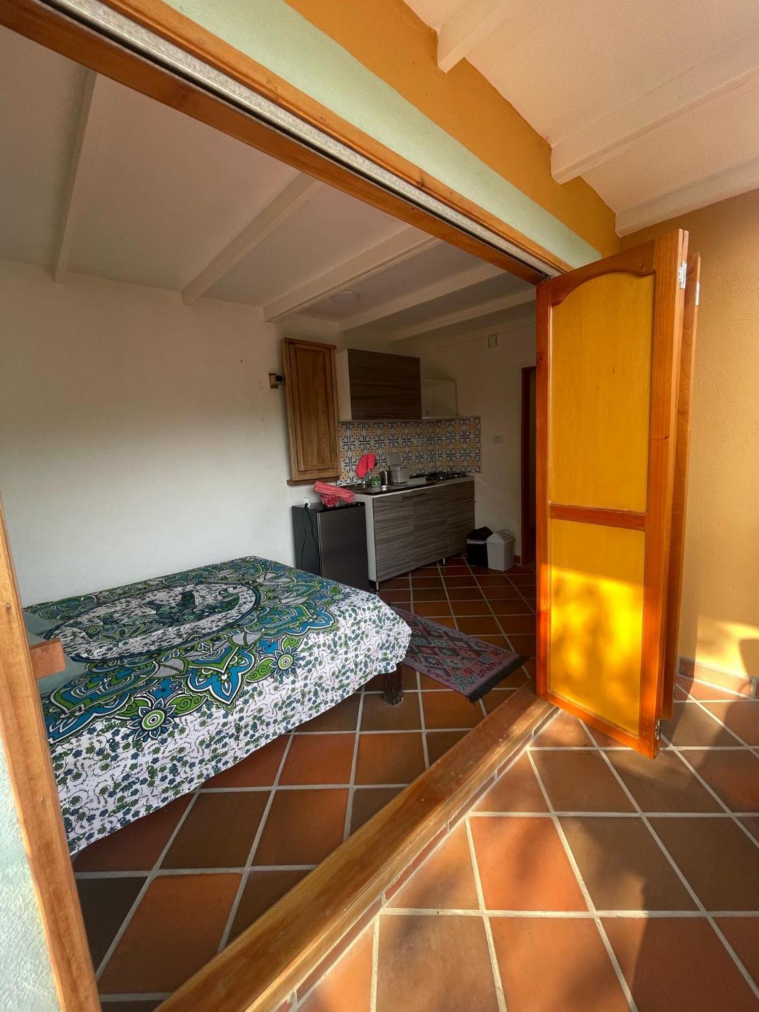 Sistarasta Hotel Palomino Buitenkant foto